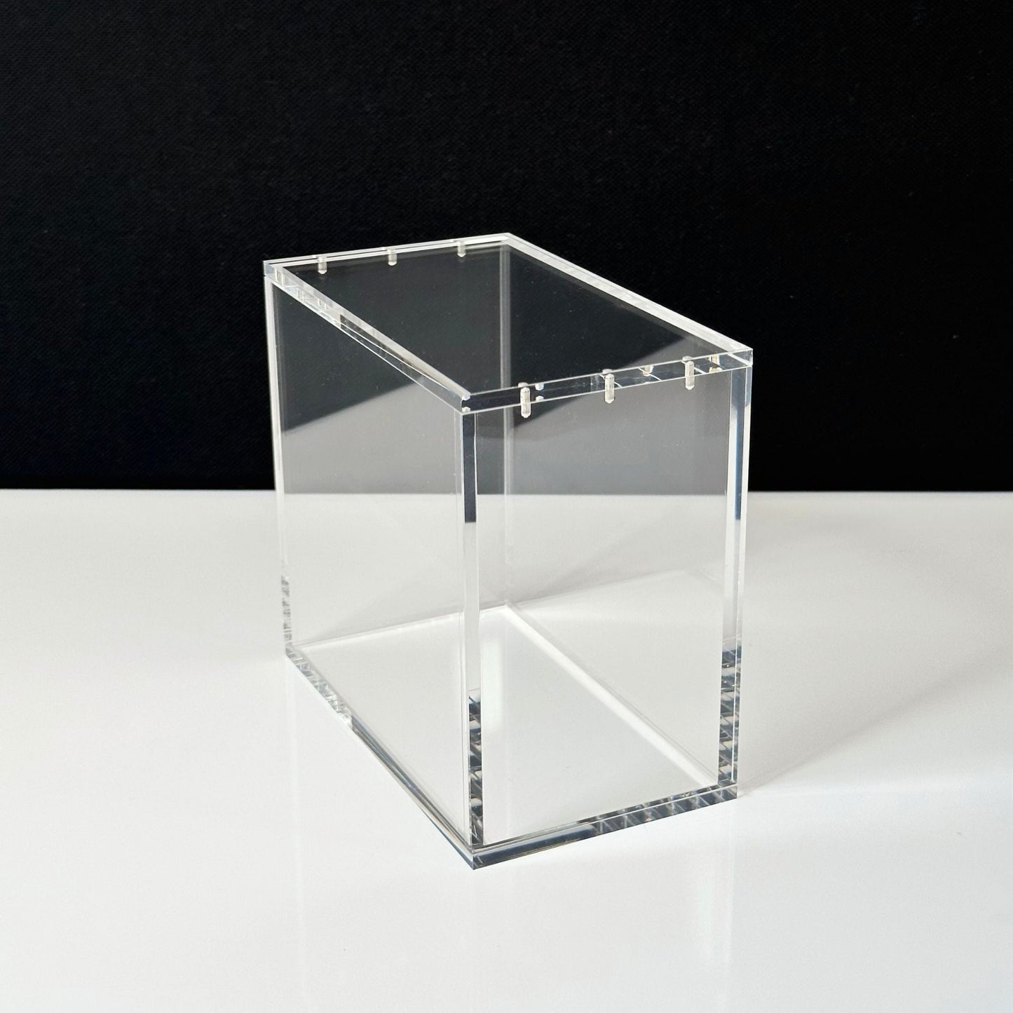One Piece Slim Fit English OP01 - 2 Booster Box Acrylic Case With Magnetic Lid - Booster Box Acrylic Case - TCG Armour - ENG - OP1BB