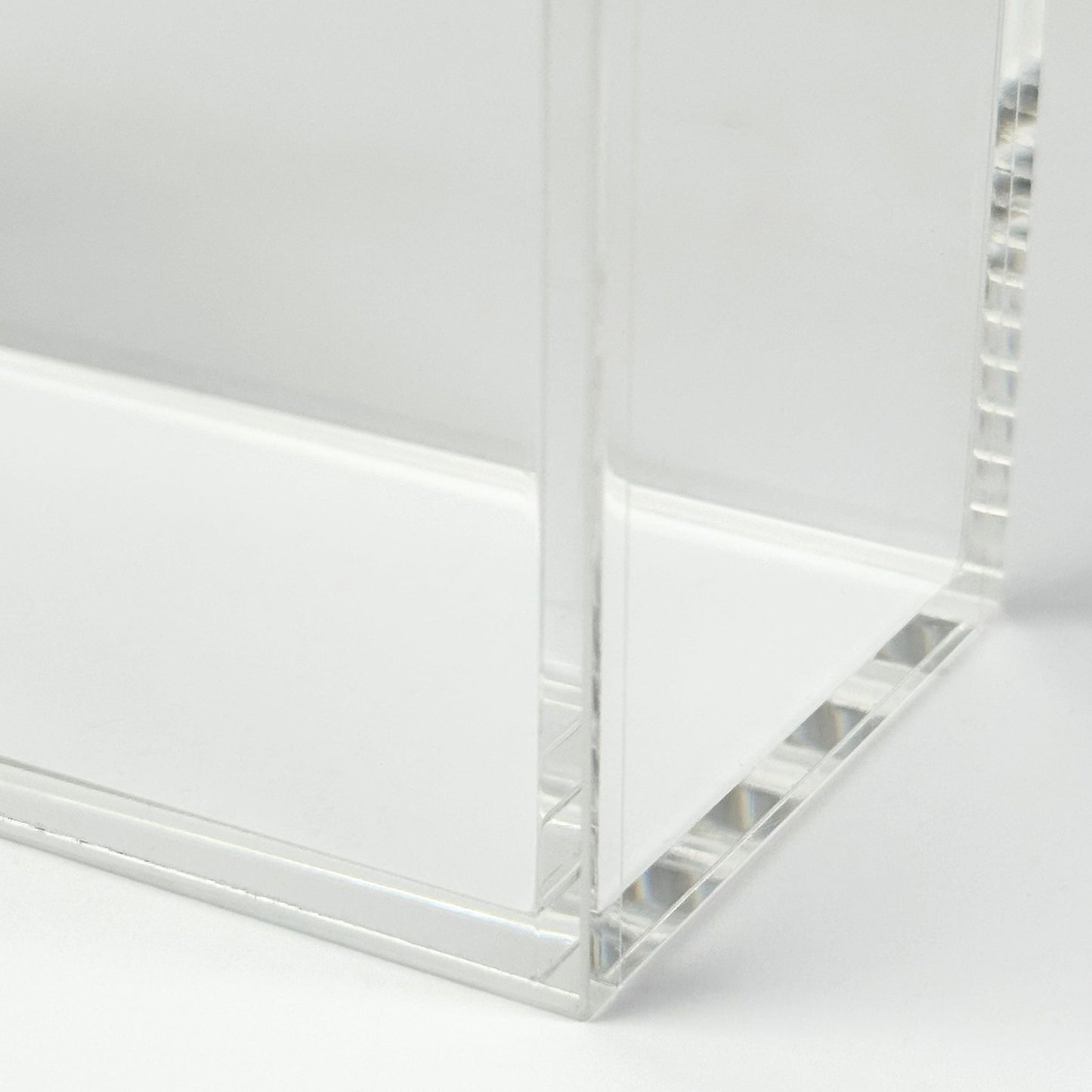 One Piece English PRB - 01/02 Booster Box Acrylic Case With Magnetic Lid - Booster Box Acrylic Case - TCG Armour - OPENG-PRB
