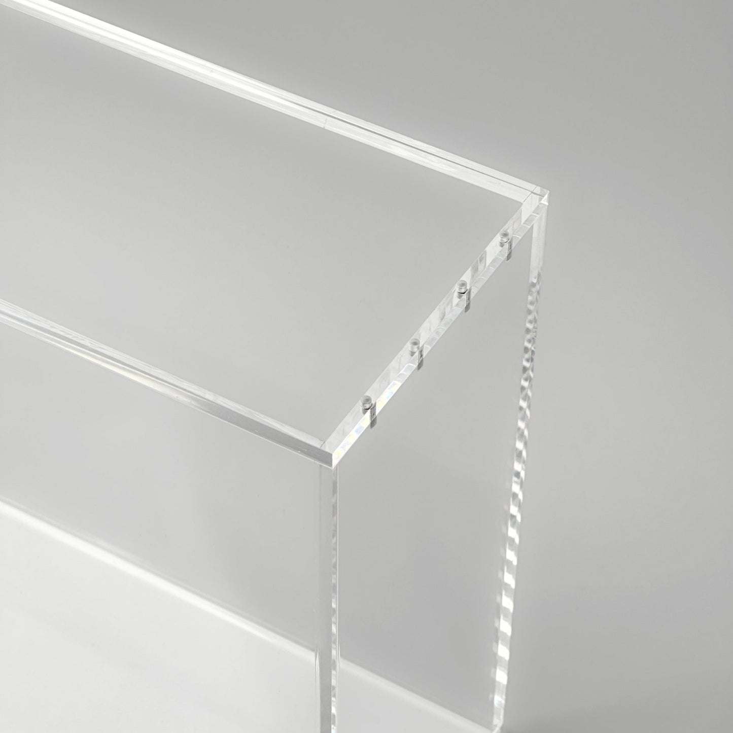 Pokemon Slim Fit Charizard Ultra Premium Collection Acrylic Case With Magnetic Lid - Ultra Premium Collection Acrylic Case - TCG Armour - ENG-CZDUPC