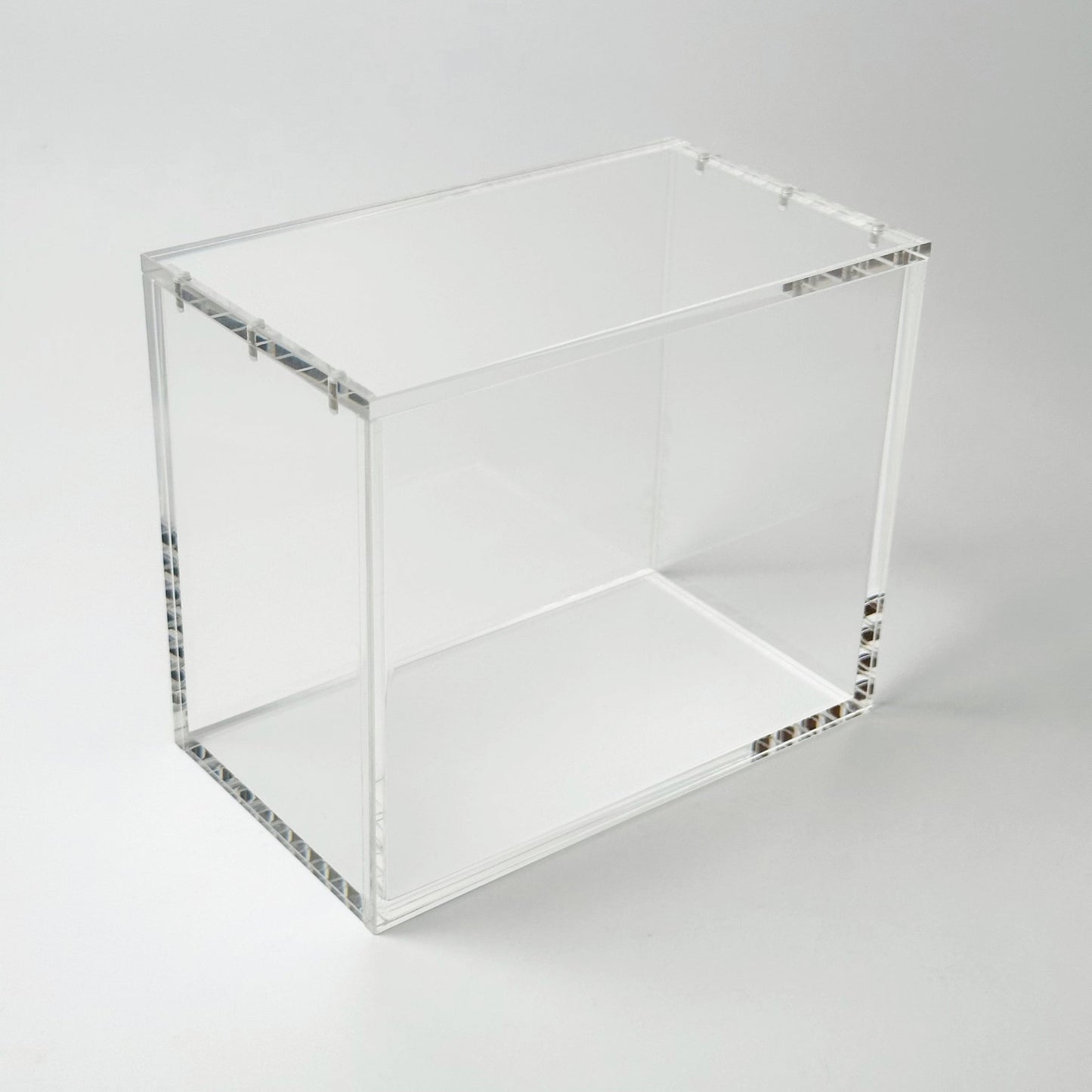 Riftbound Slim Fit Booster Box Acrylic Case With Magnetic Lid - Booster Box Acrylic Case - TCG Armour - 
